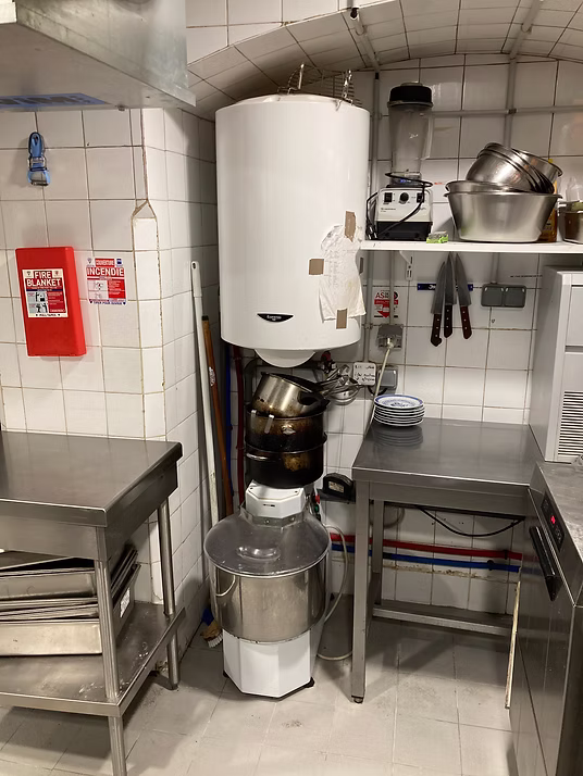 Constraints Study — 733d2c_9806424416fd47d0ad12078680c616de~mv2.jpg.avif