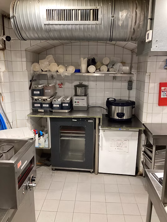 Constraints Study — 733d2c_bada3fec046c4e92a18a81576230602d~mv2.jpg.avif